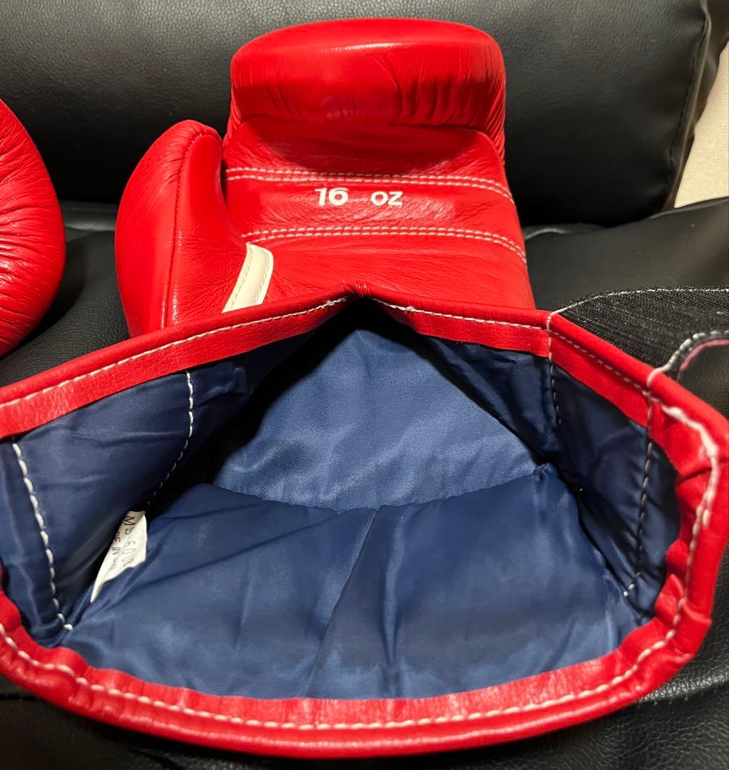 Winning ボクシンググローブ 16oz レッド