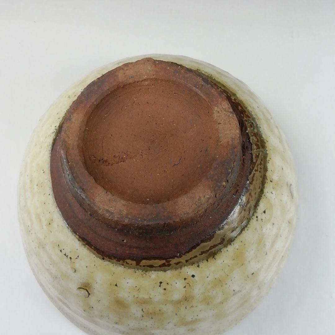 Ｔ８８　茶碗　『灰釉茶碗』『有岡保行作』　共箱　抹茶碗　茶道具