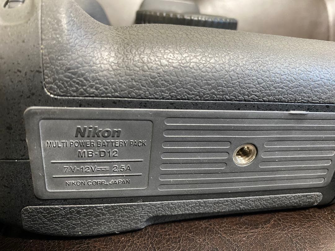 Nikon D800 デジタル一眼レフカメラ　純正縦グリップ付き