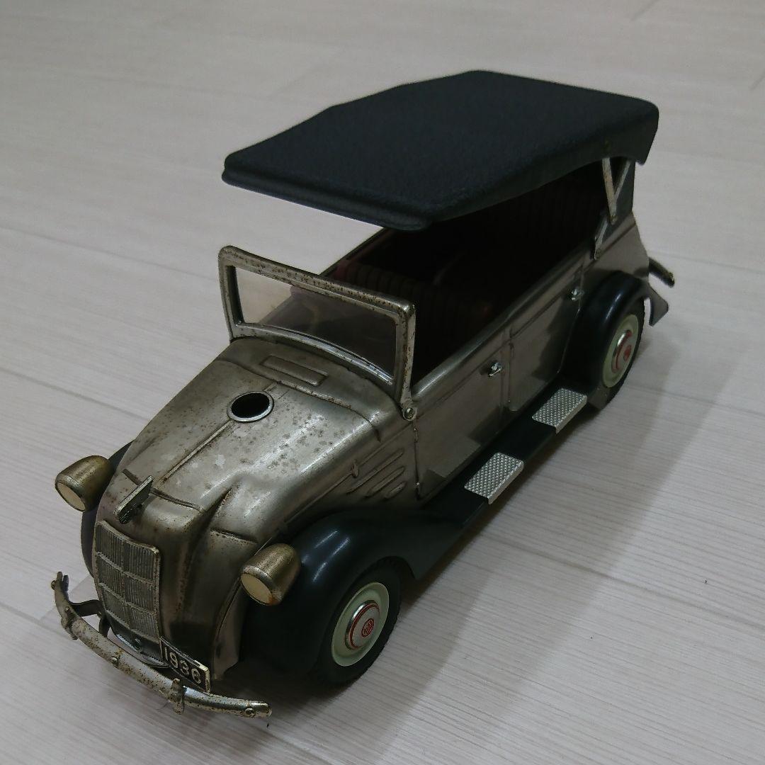 骨董品  車  置物