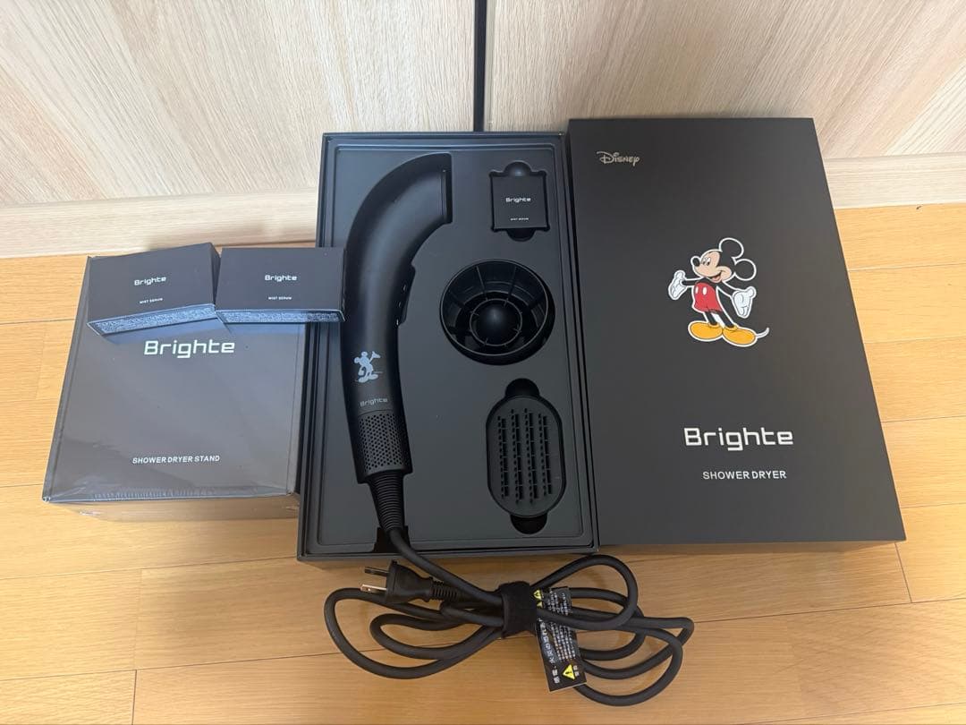 えま　Brighte ミッキーマウスデザイン ヘアドライヤー