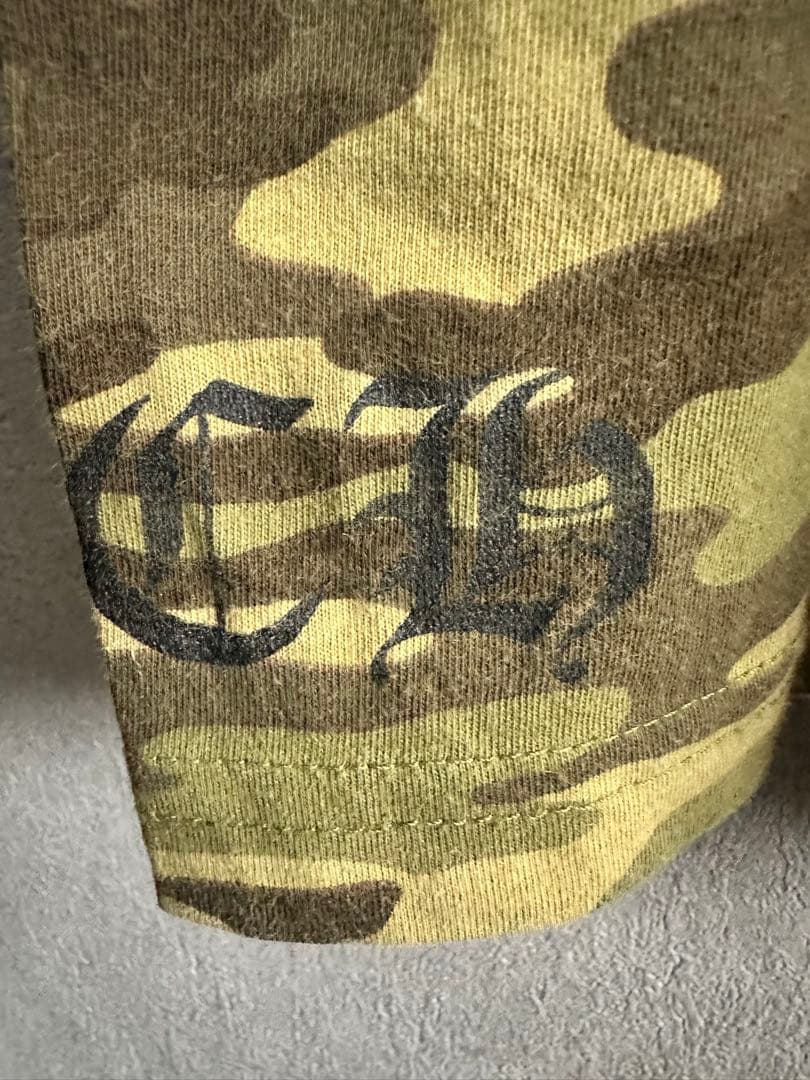 CHROME HEARTS クロムハーツ カモフラスクロールラベルTシャツ