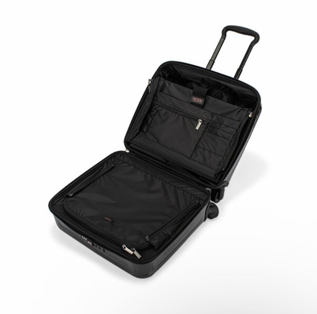 美品　トゥミ　TUMI V4 コンパクト 4ウィール ブリーフ スーツケース