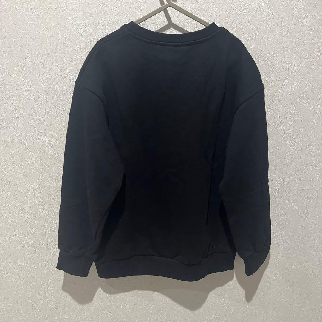 【極美品】FENDI スウェット　トレーナー　キッズ　8A 黒　ロゴ