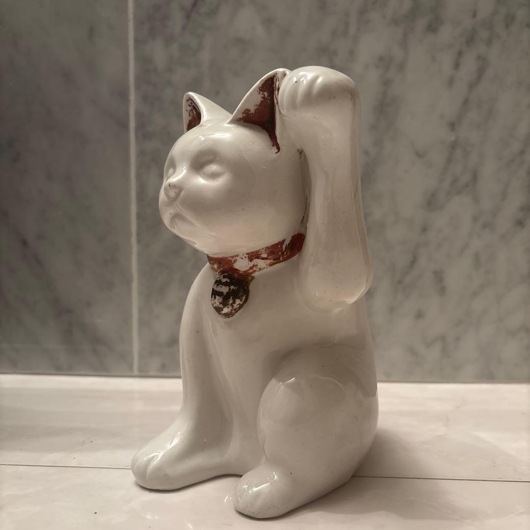 アンティーク　美し過ぎる「猫背」と体型が芸術的で他とは一線を画す招き猫