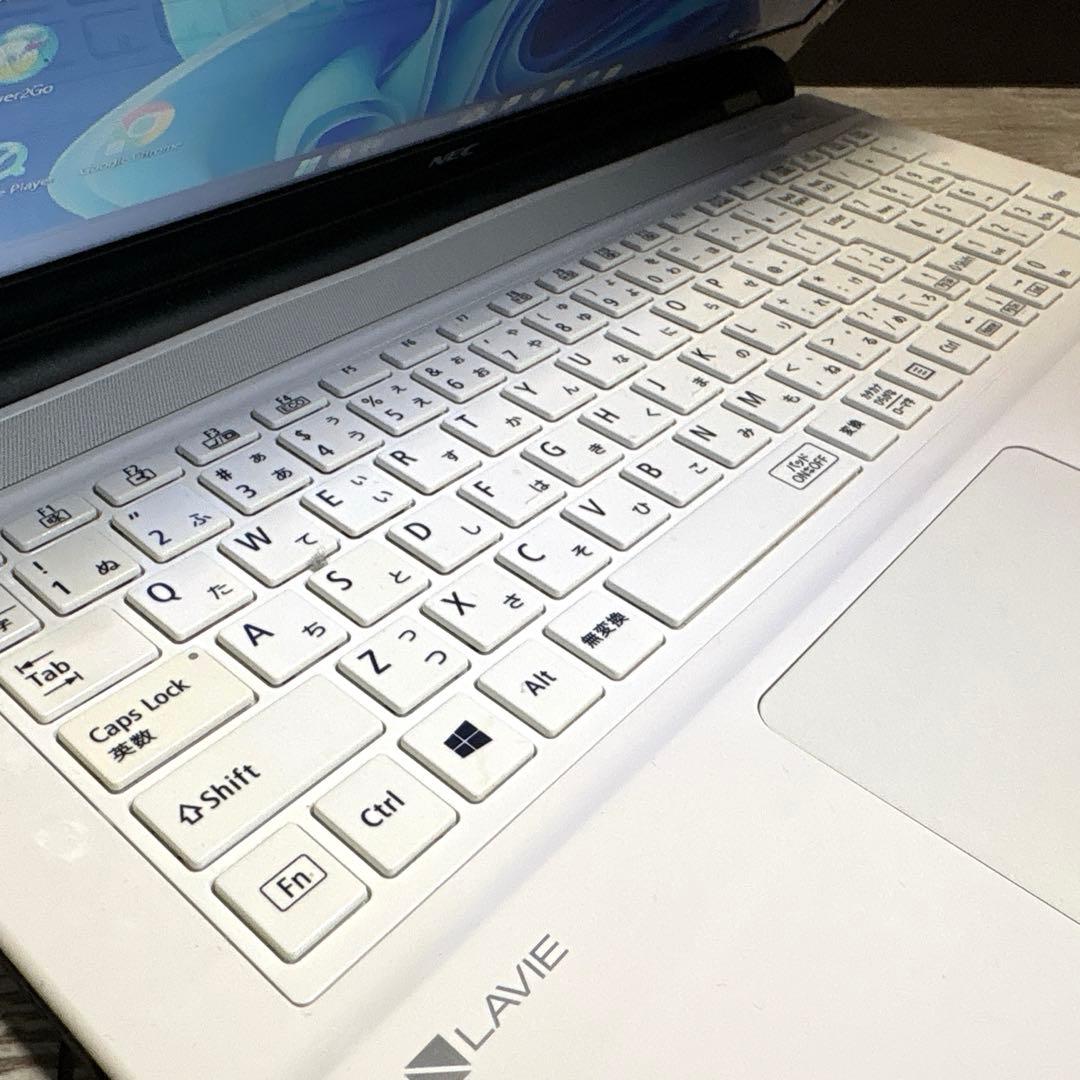 爆速仕様 薄型NEC LAVIEノートパソコン SSD Webカメラ