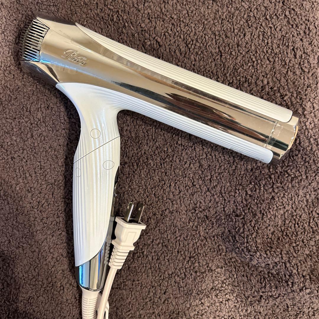 リファ　2024年　美品　ヘアドライヤー ホワイトシルバー　RE-AX-02A