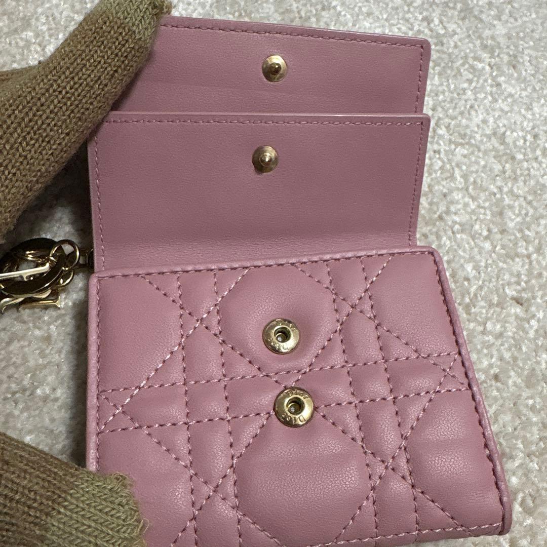 Lady Dior ロータスウォレット [日本限定]