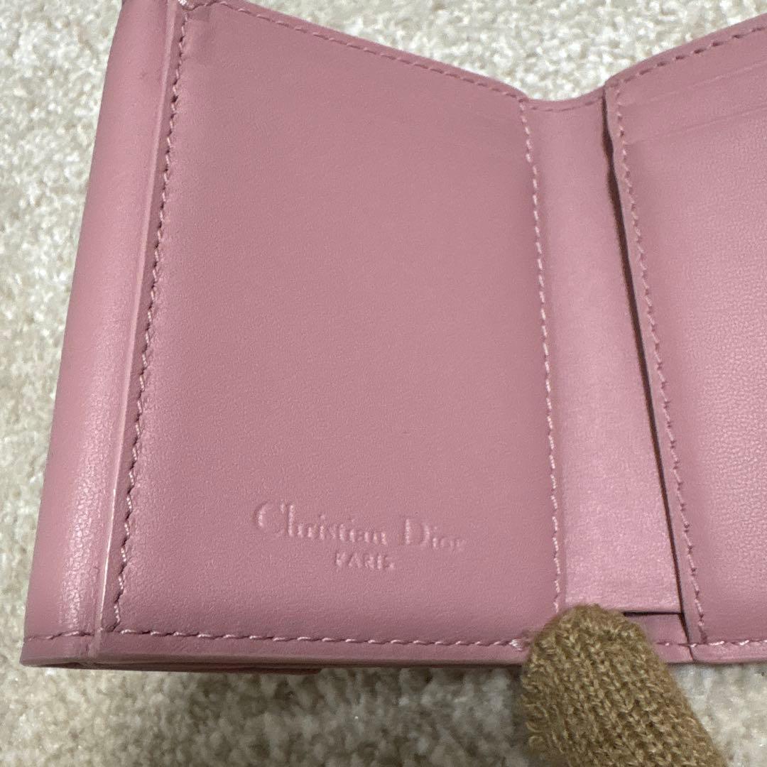 Lady Dior ロータスウォレット [日本限定]