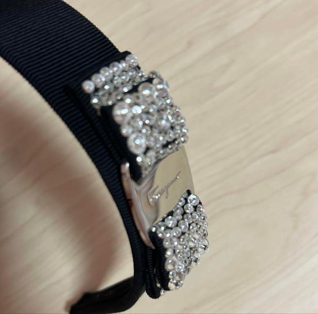 【フェラガモ】美品！ビジューリボンカチューシャ