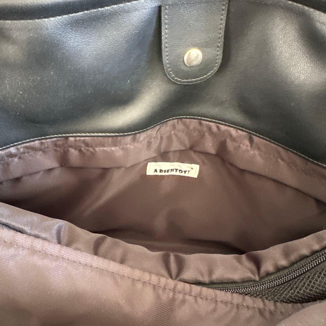 A BIENTOT バッグ 白と黒