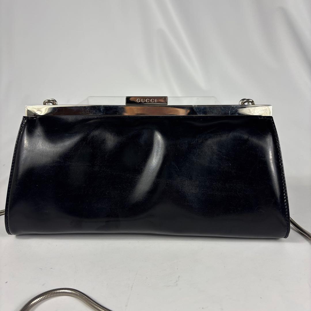 GUCCI ショルダーバッグ　 パテントレザー　 がま口　チェーン　ブラック