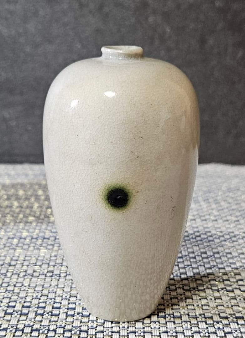 中国古陶磁器　中国古美術　古玩　清朝　 清代　白磁　点緑釉　小壺　花入　鼻煙壺