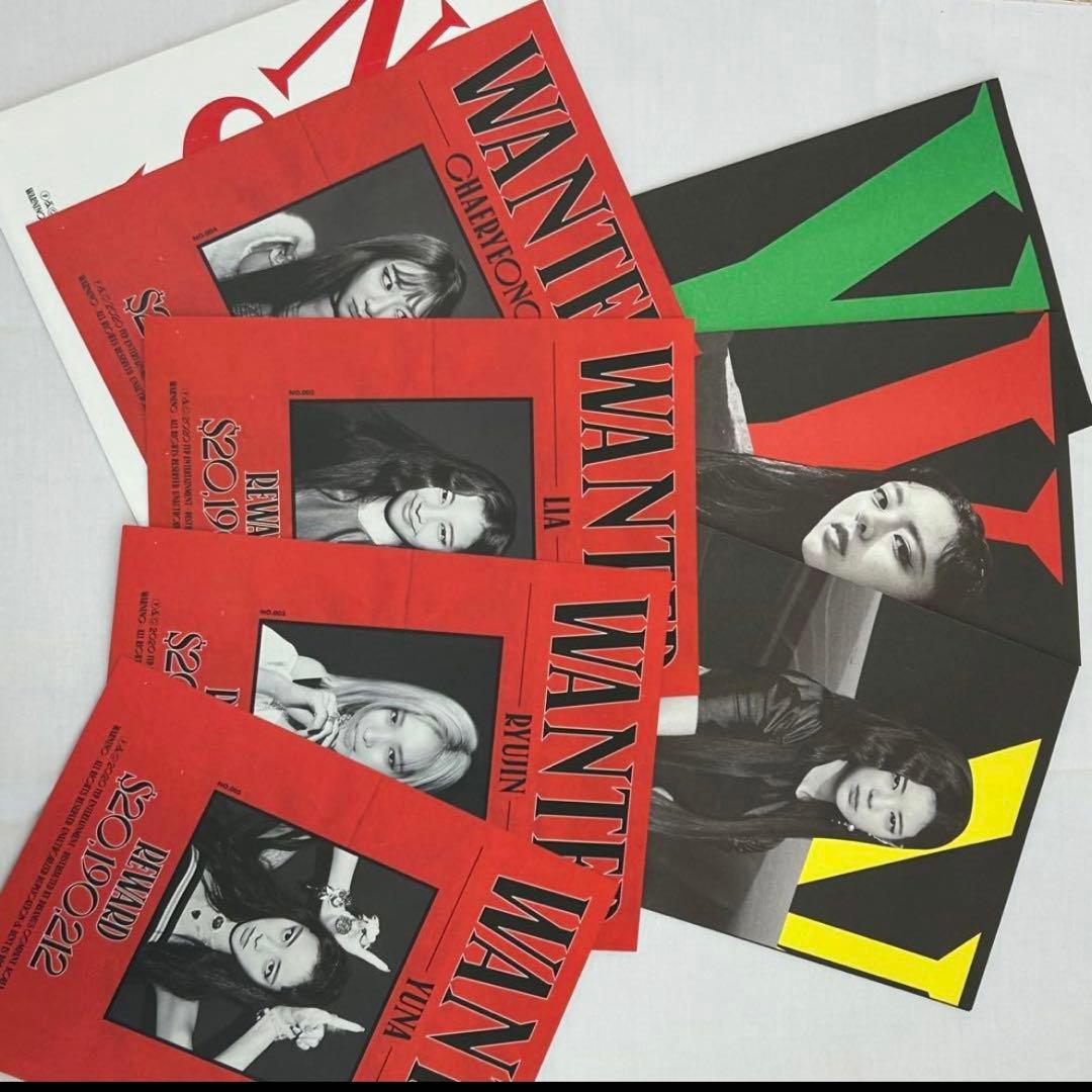 ITZY アルバム 21枚＋トレカ66枚＋付属品＋缶バッジ＋キーホルダー セット