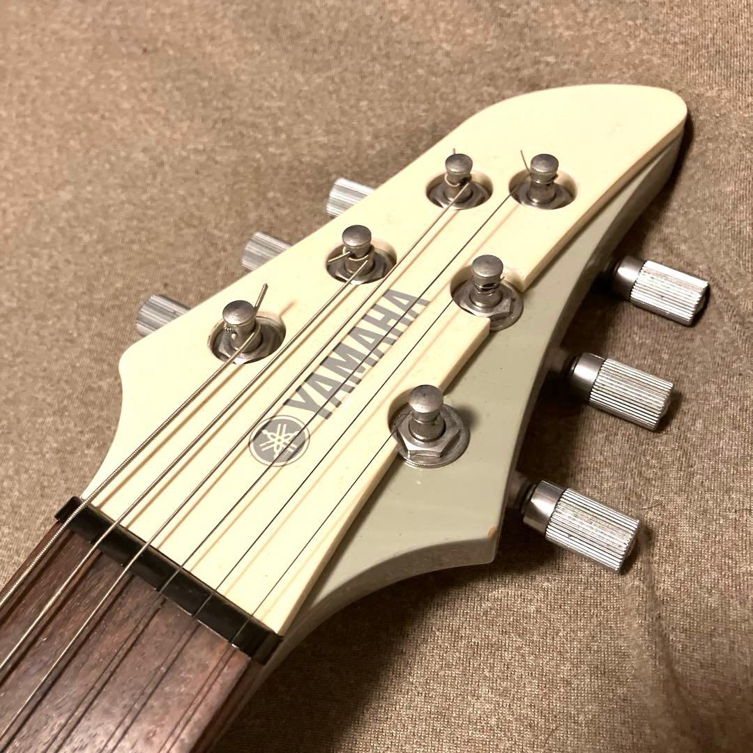 【YAMAHA】軽量エレキギター RGXA2 白