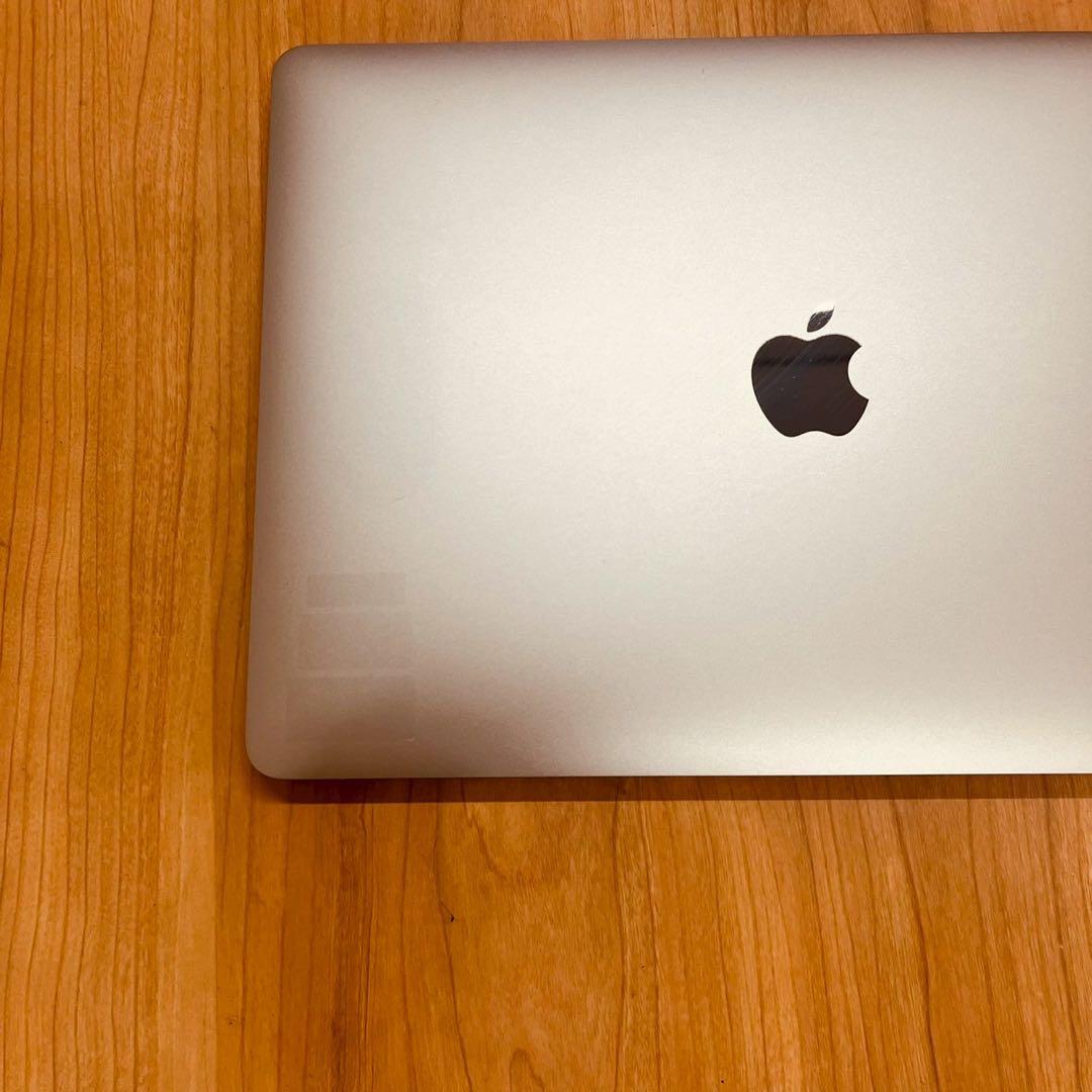 MacBook pro 13インチ 2020 i7 32GB 2TB 管3576