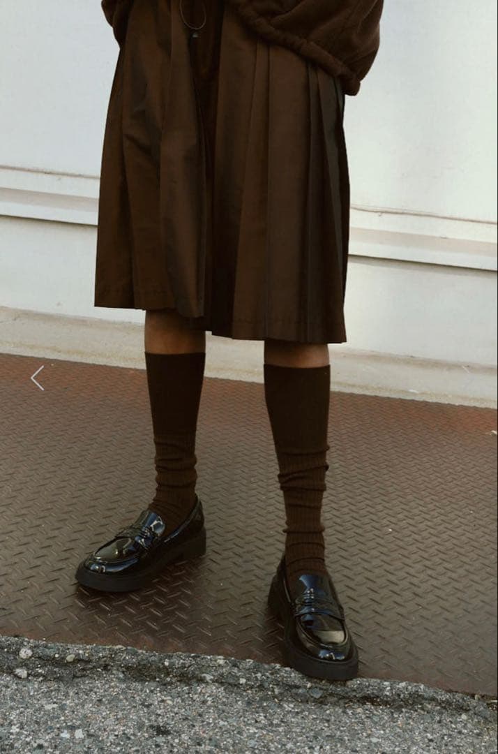 新作 タフタプリーツスカート（ブラウン） machatt