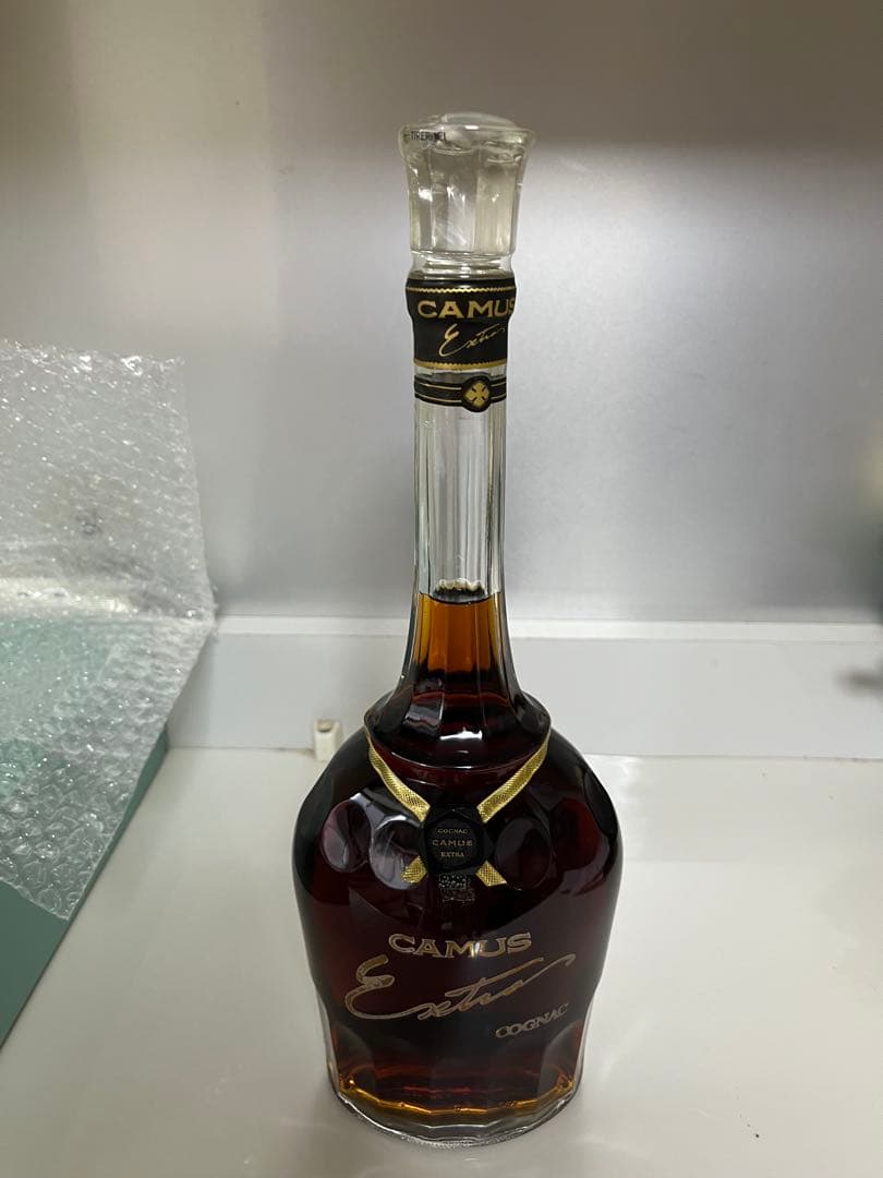 CAMUS Extra コニャック　箱付き