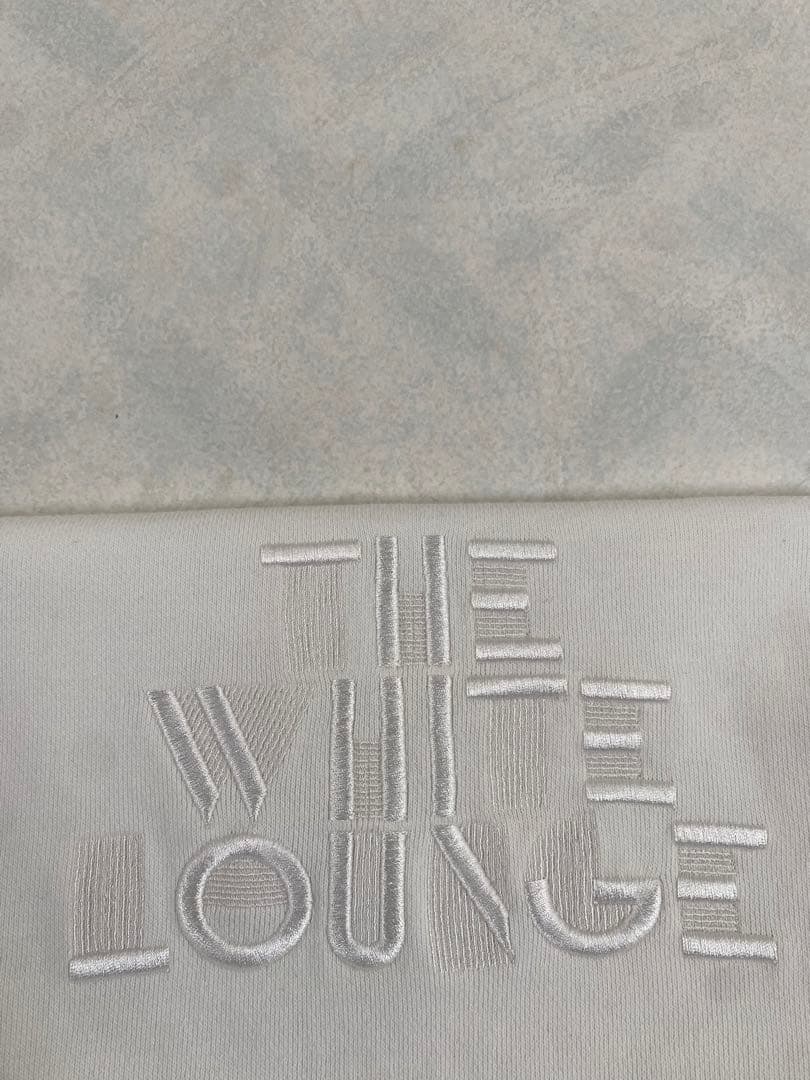 Mrs. GREEN APPLE The White Lounge パーカー