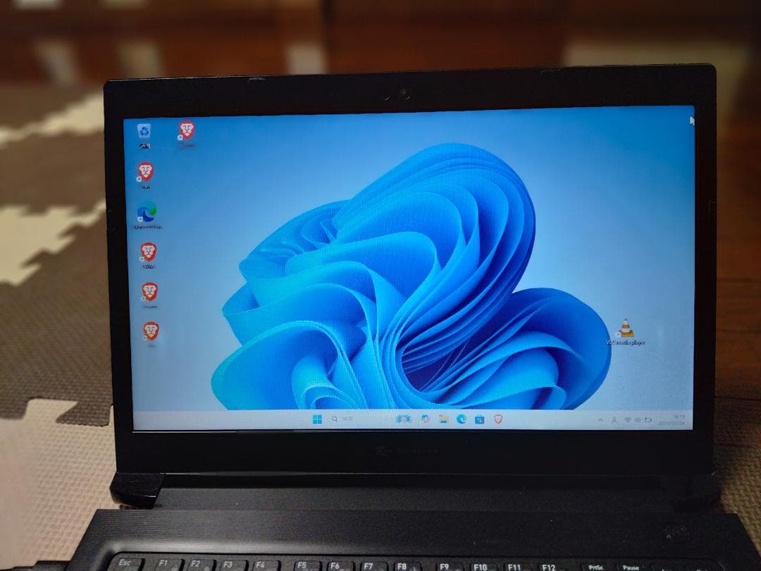 DynaBook S73/DP 13.3インチ i5 8250U 8GB AC付