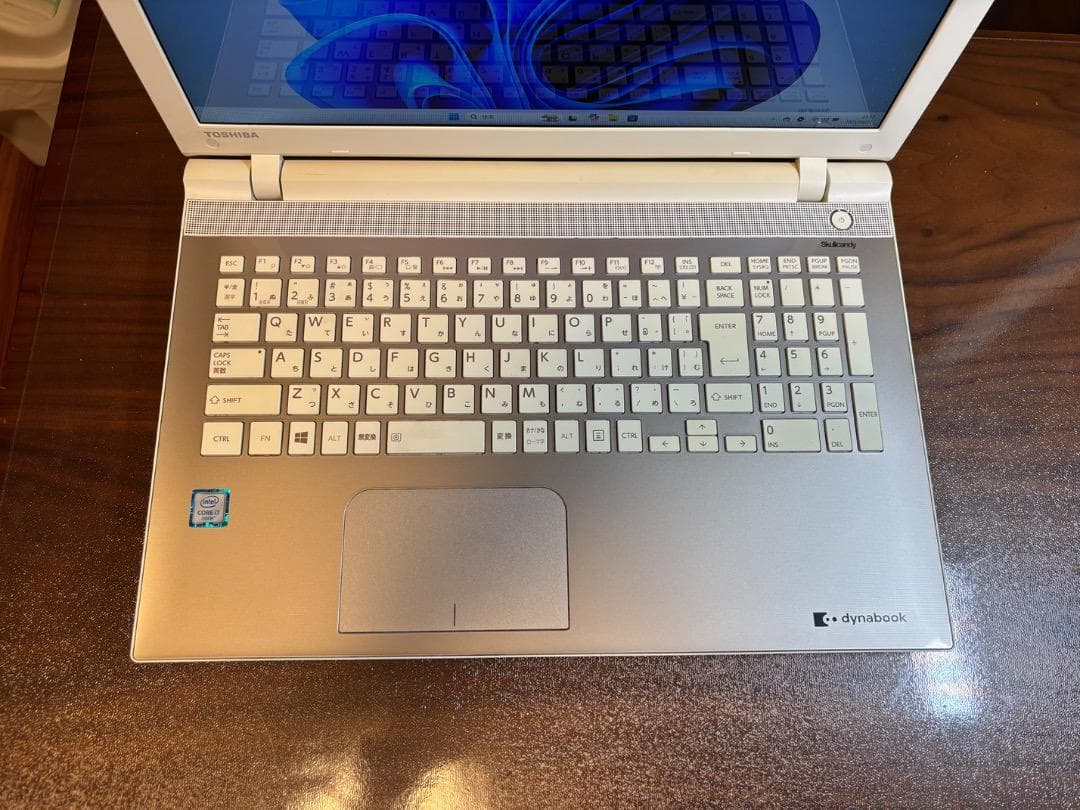 東芝i3-6100U SSD256GB/8GB　FHD Blue-Ray