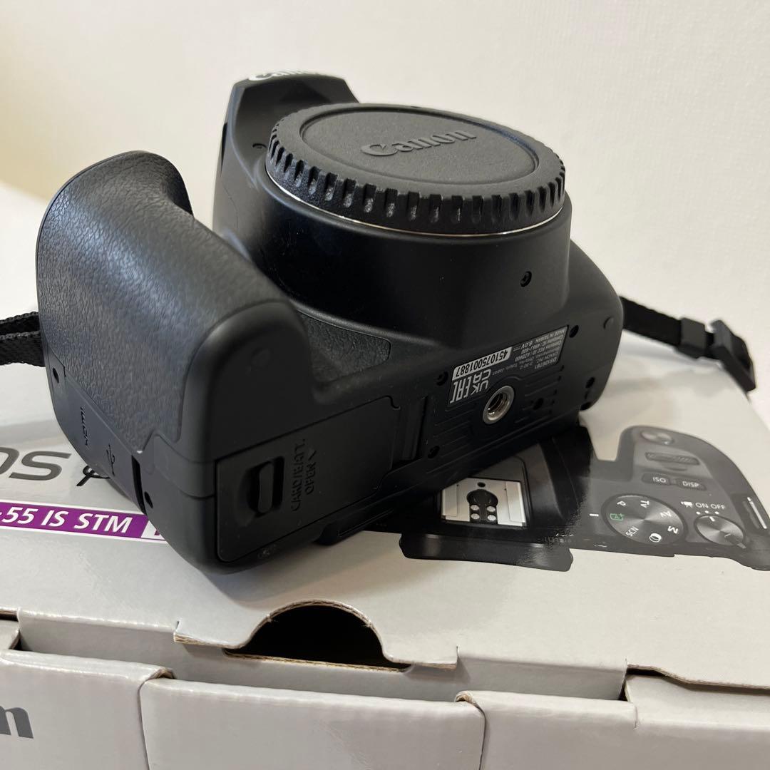 Canon EOS Kiss x10 一眼レフカメラ　EF-S18-55レンズ付