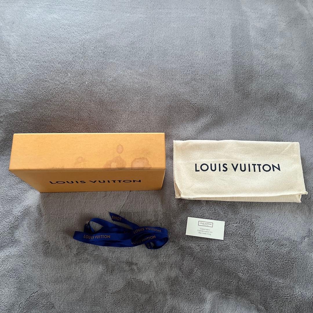 ルイヴィトン　ダミエ小銭入れ（ミニ財布）