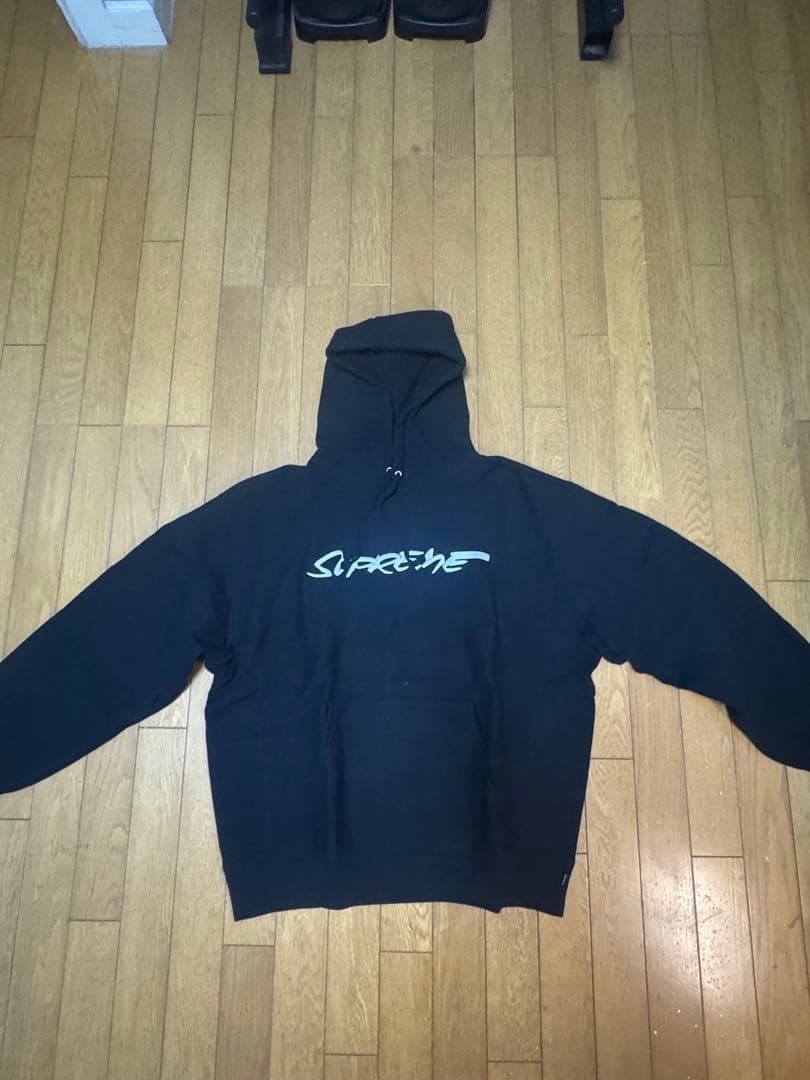 supremeパーカー