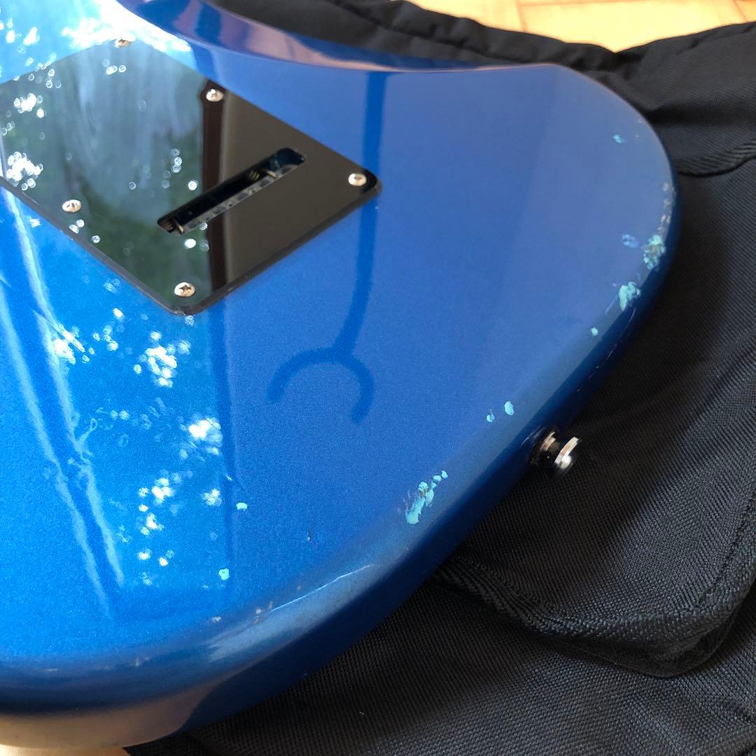 Squier by Fender Stratocaster メタリックブルー