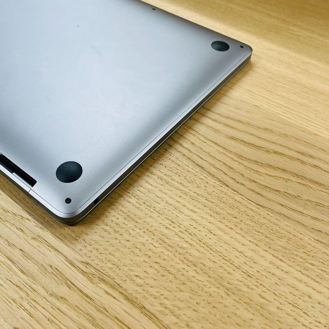 MacBook Pro 2020 13インチ M1 16GB 1TB WW17