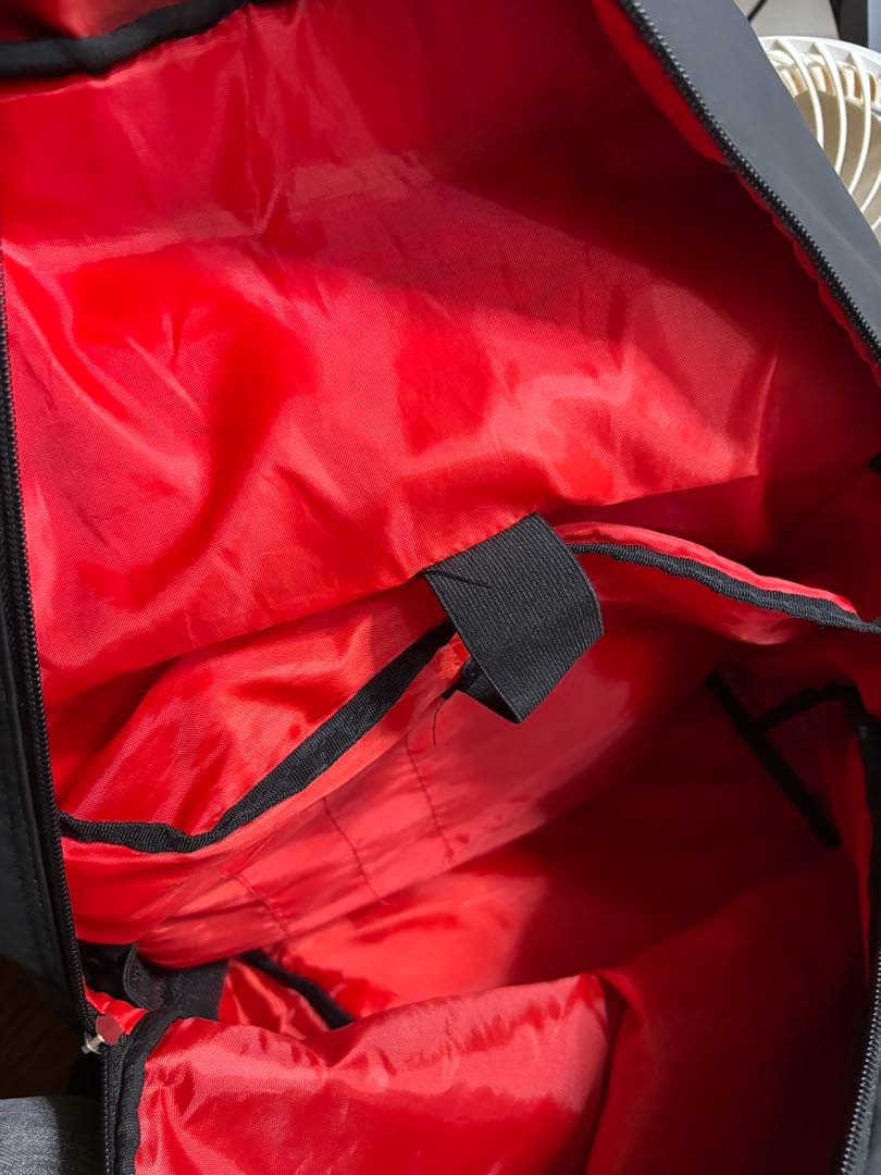 EVERLAST ボクシングバックパック 黒/赤