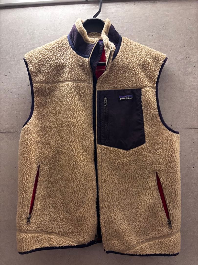 Patagonia フリースベスト ベージュ/ネイビー