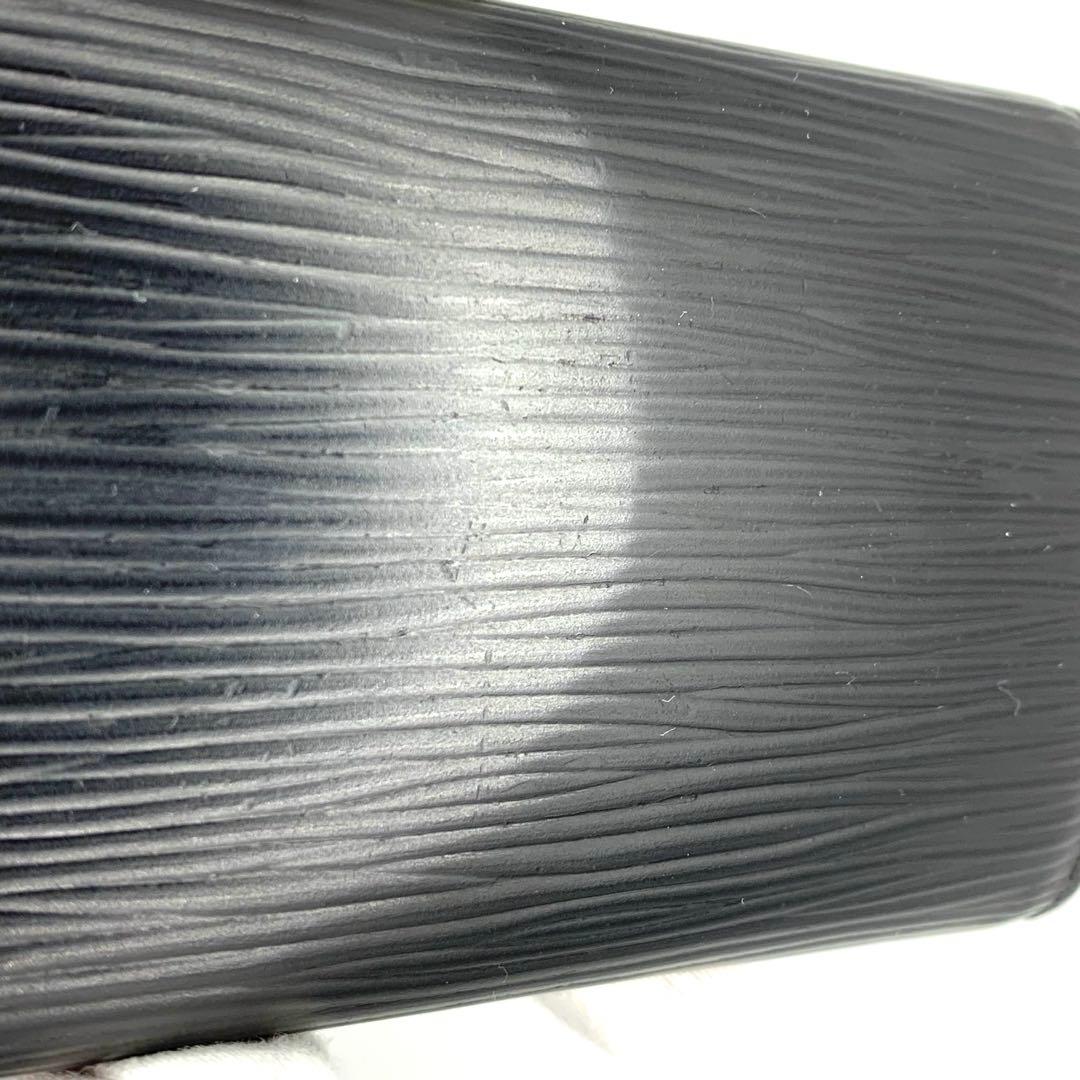 ルイヴィトン　キーケース　ブラック　エピ