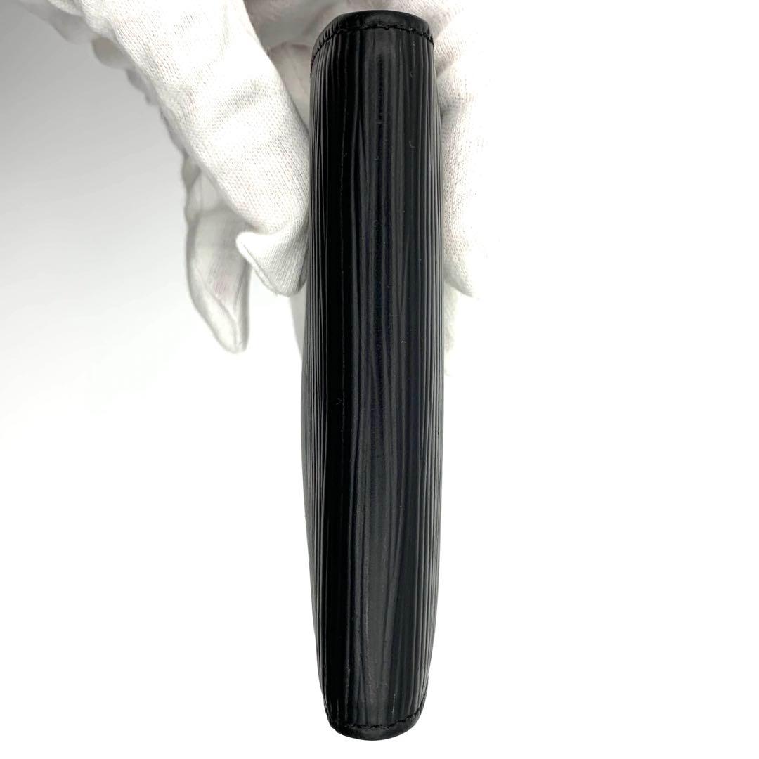 ルイヴィトン　キーケース　ブラック　エピ