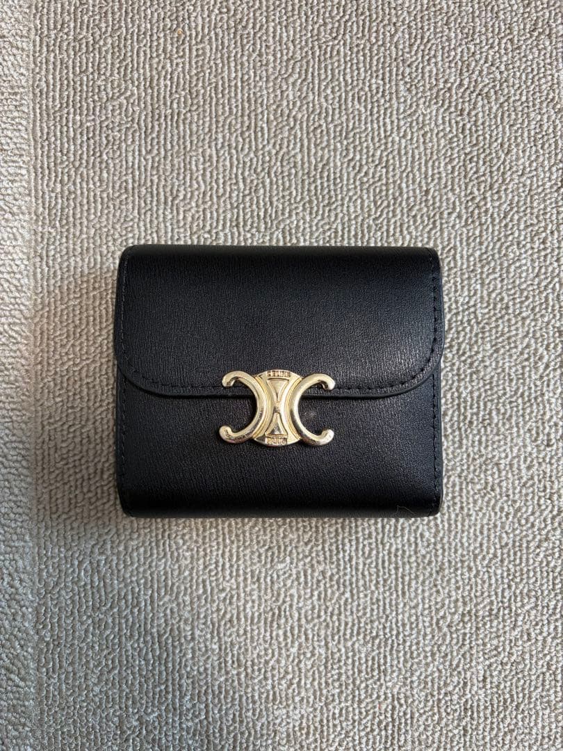 CELINE ブラック 三つ折り財布 トリンオフ