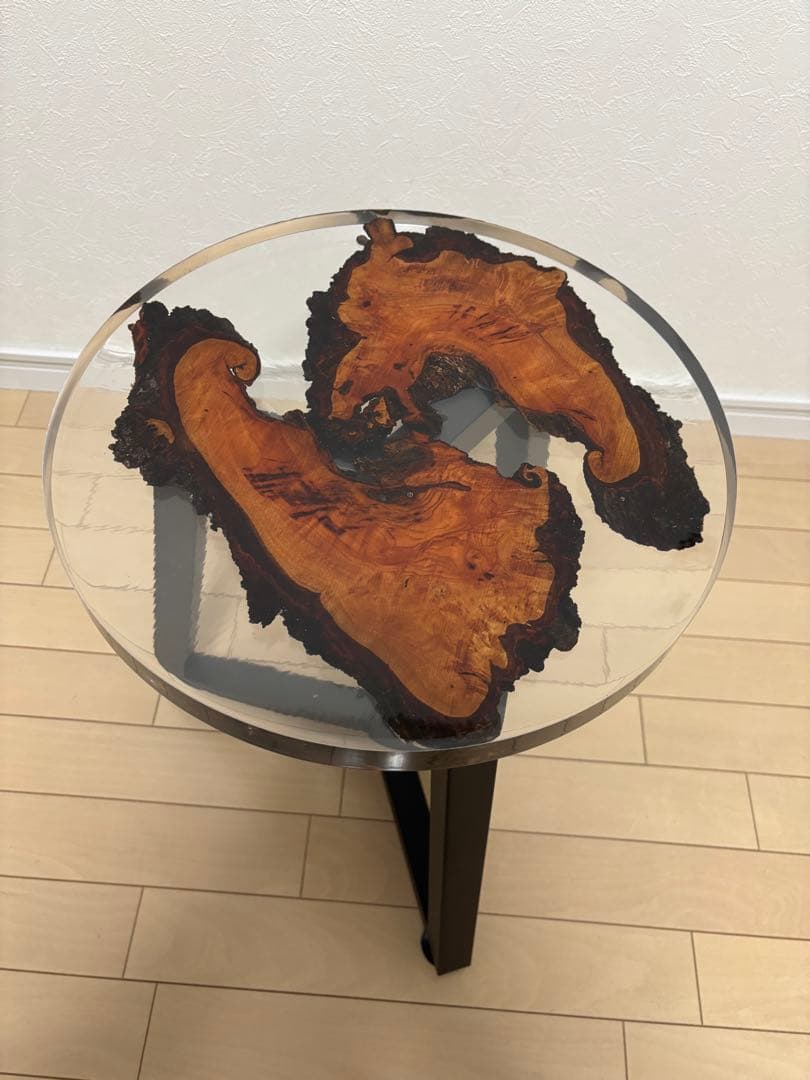 レジンテーブル　サイドテーブル　脚付き　38cm