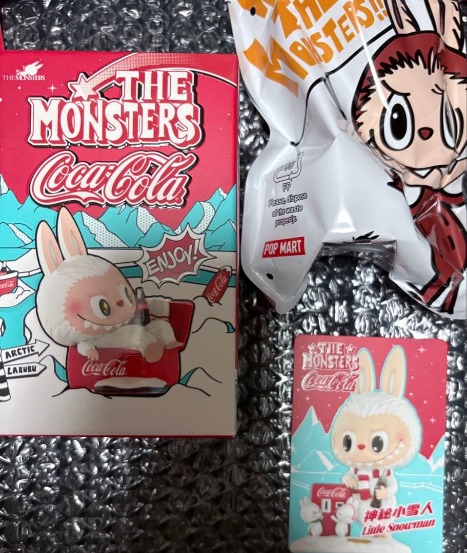シークレット入り‼️フィギュア4点セット、コカ・コーラ ラブブ　フィギュア