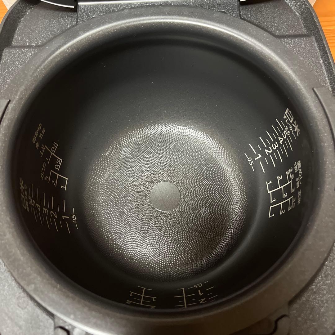 25年製　TIGER 圧力IH炊飯器 JPI-S10N W 5.5合用　ホワイト