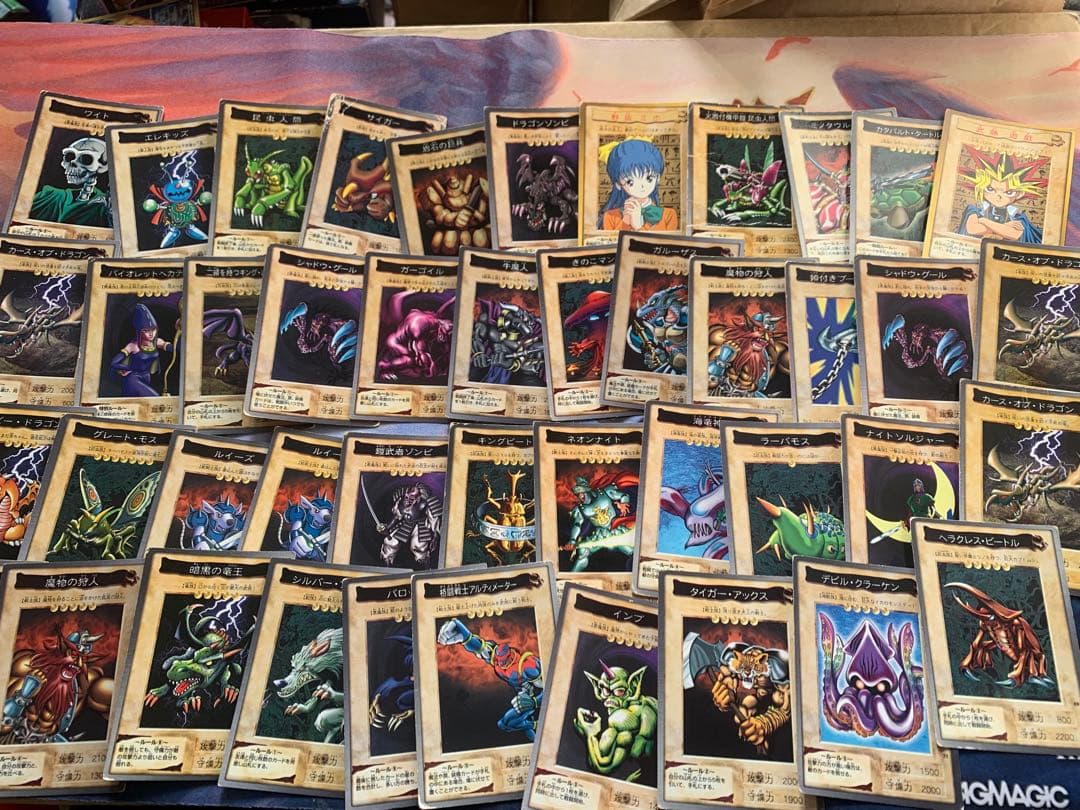 カ*リ様 バンダイ版　遊戯王　カード　　ファイル　まとめ売り　約178枚