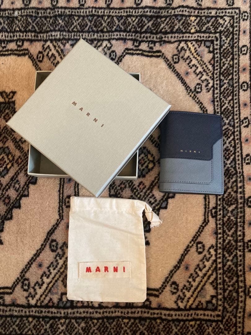 MARNI 二つ折り財布 ネイビー/グレー