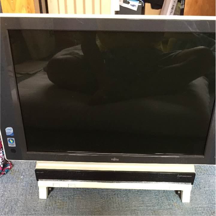 FUJITSU パソコン  早めに購入お願いします