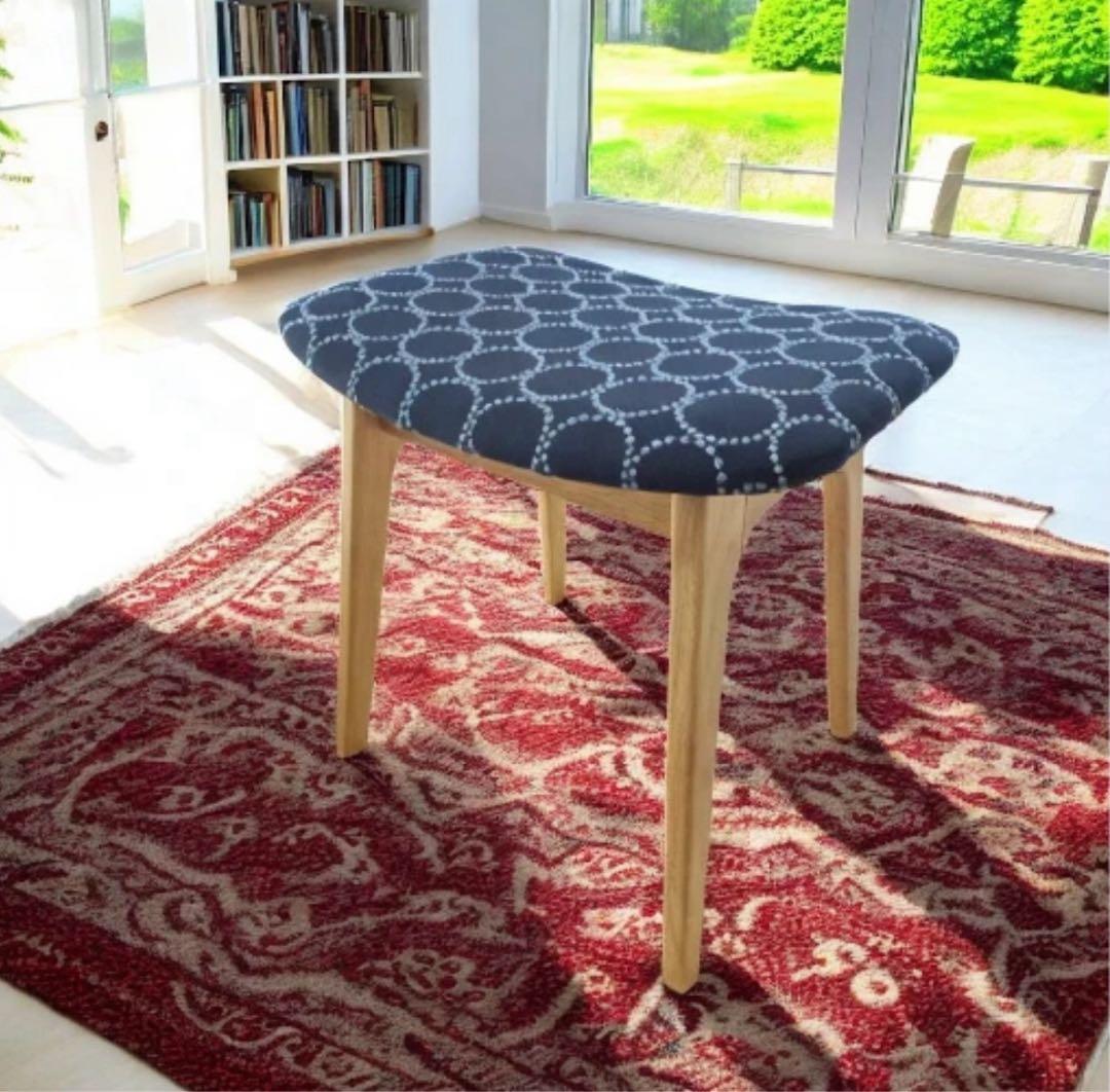 ミナペルホネン生地使用スツール イス　椅子　チェア　オットマン　インテリア家具