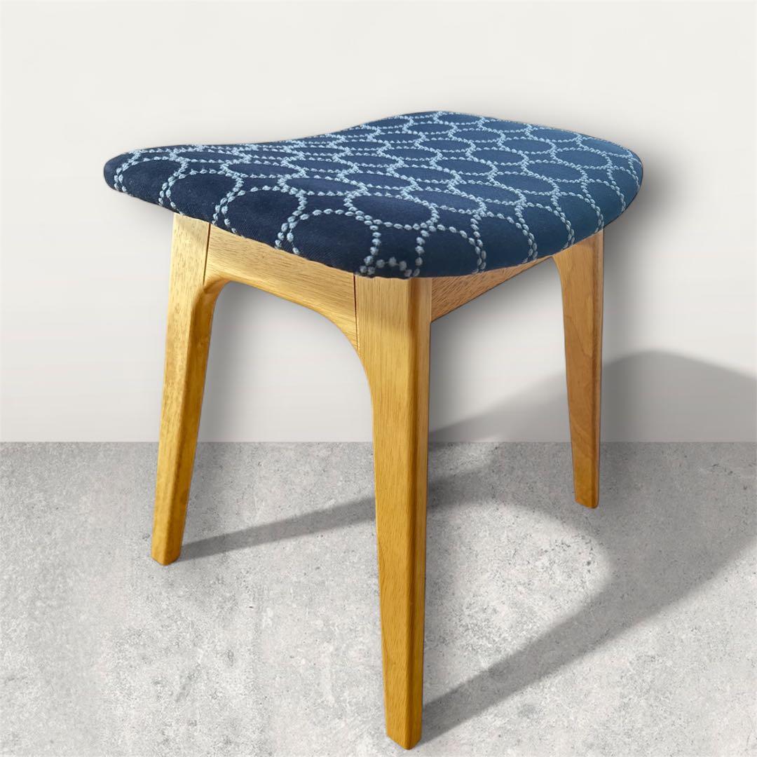 ミナペルホネン生地使用スツール イス　椅子　チェア　オットマン　インテリア家具
