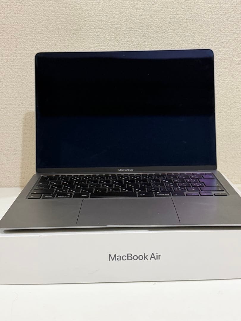 Apple MacBook Air 13インチ　スペースグレー