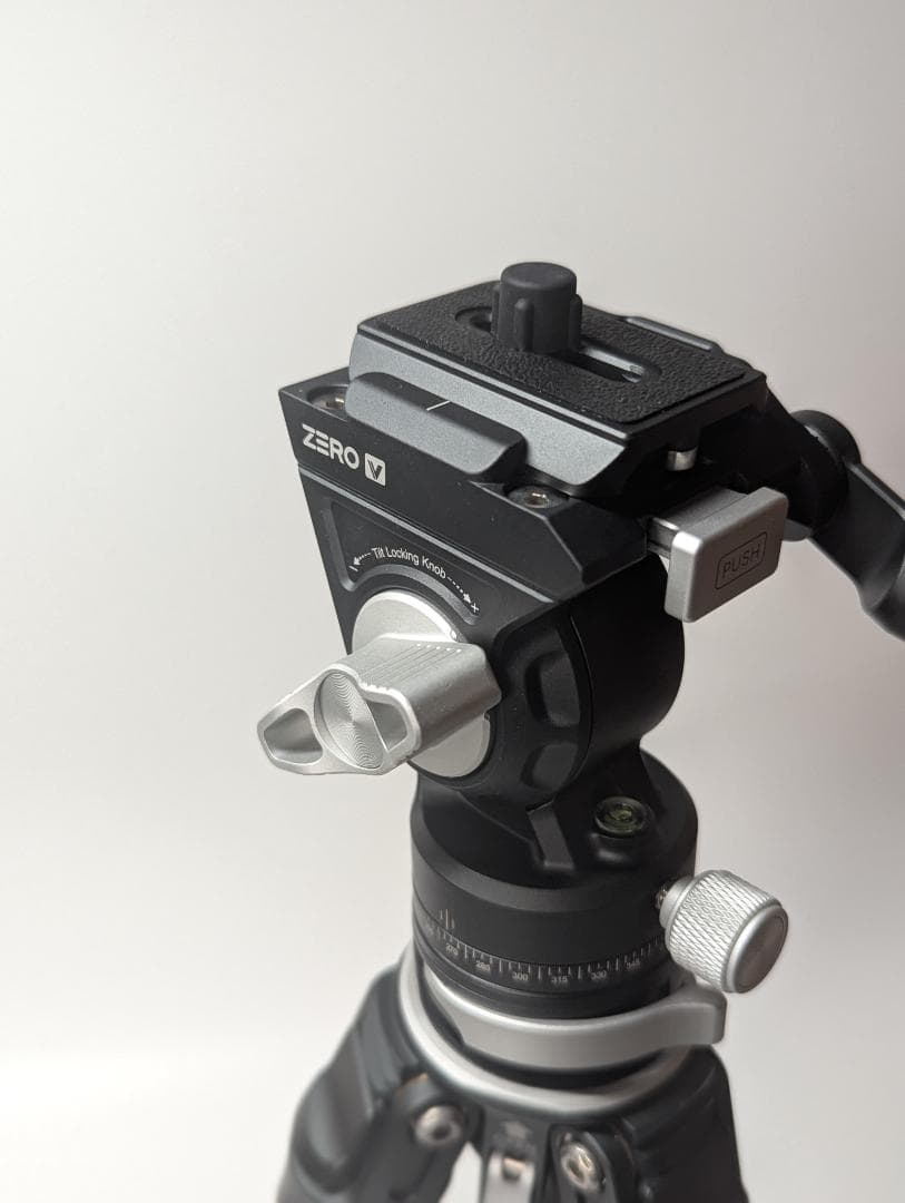 【新品同様品】Ulanzi ZERO V ビデオ用カーボントラベル三脚