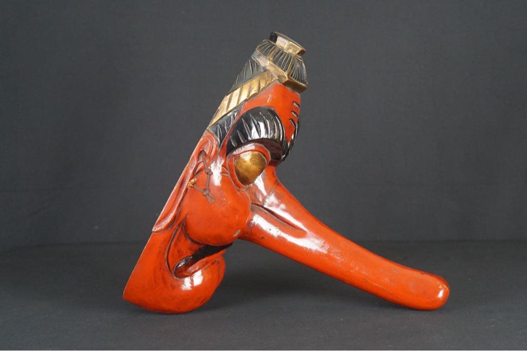 天狗面 木彫一刀彫 時代物 壁掛け 漆塗 縁起物 天狗