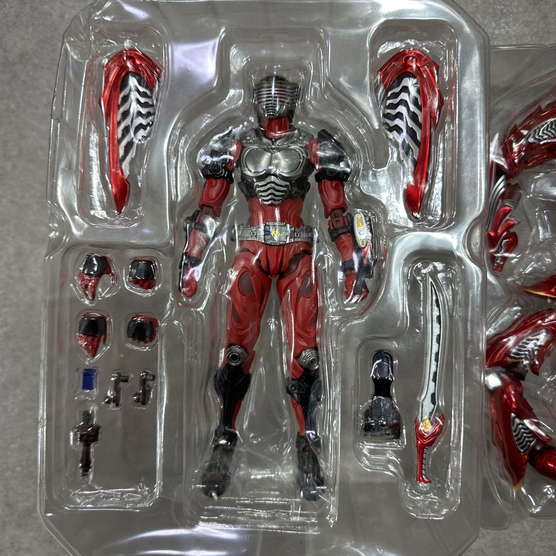 ★未使用★ S.I.C. 仮面ライダー龍騎 バンダイ