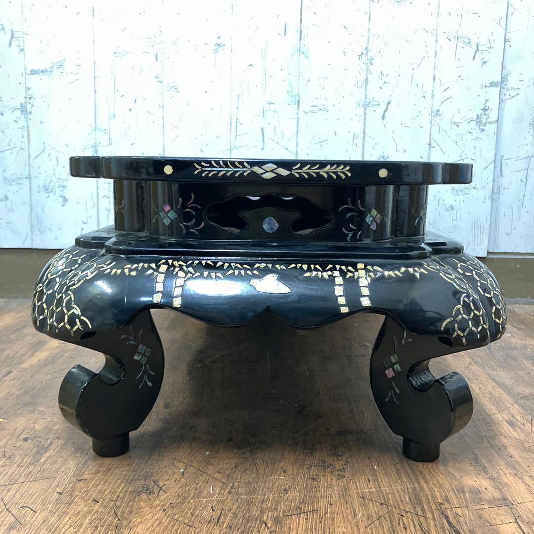 B-3 中国骨董 花台 ミニテーブル 飾り台 黒漆 風景画 絵柄 螺鈿細工 盆栽