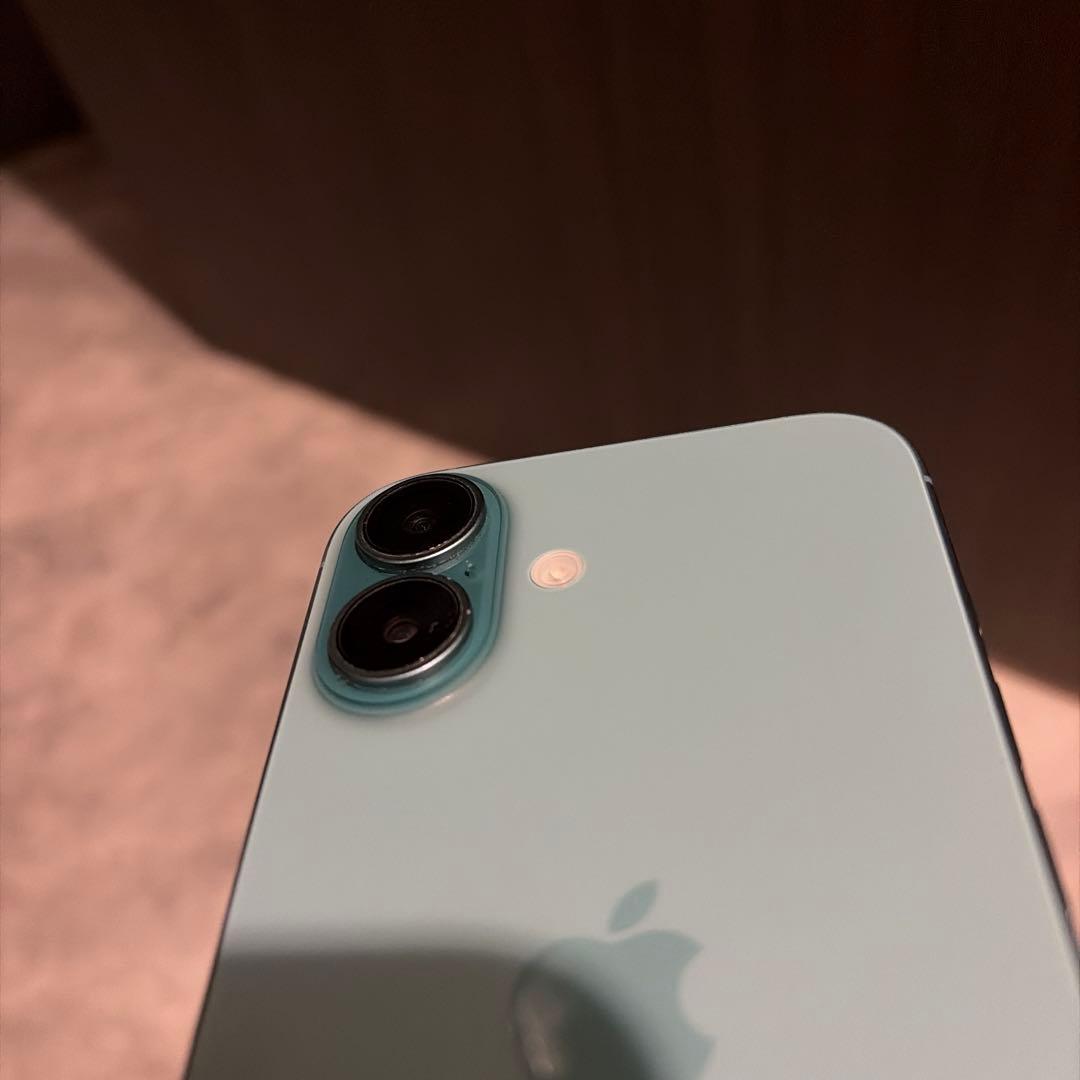 【美品】iPhone 16 256GB【SIMフリー】