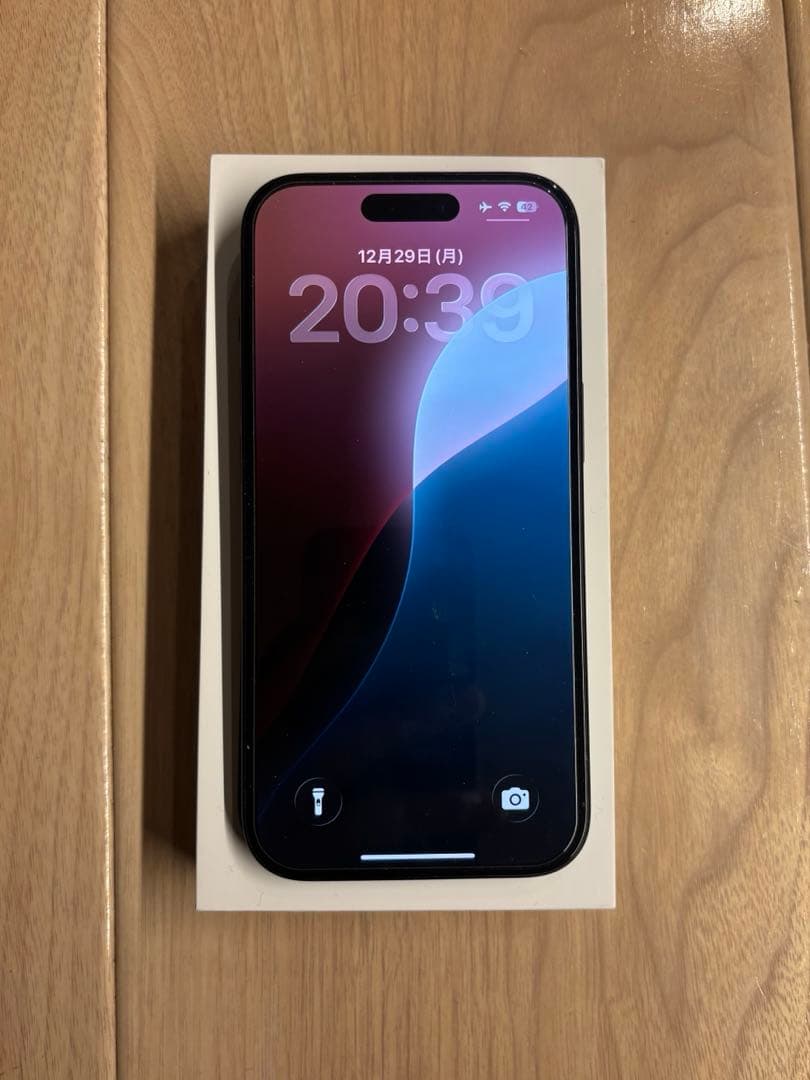 Apple iPhone 15 256GB ブラック SIMフリー